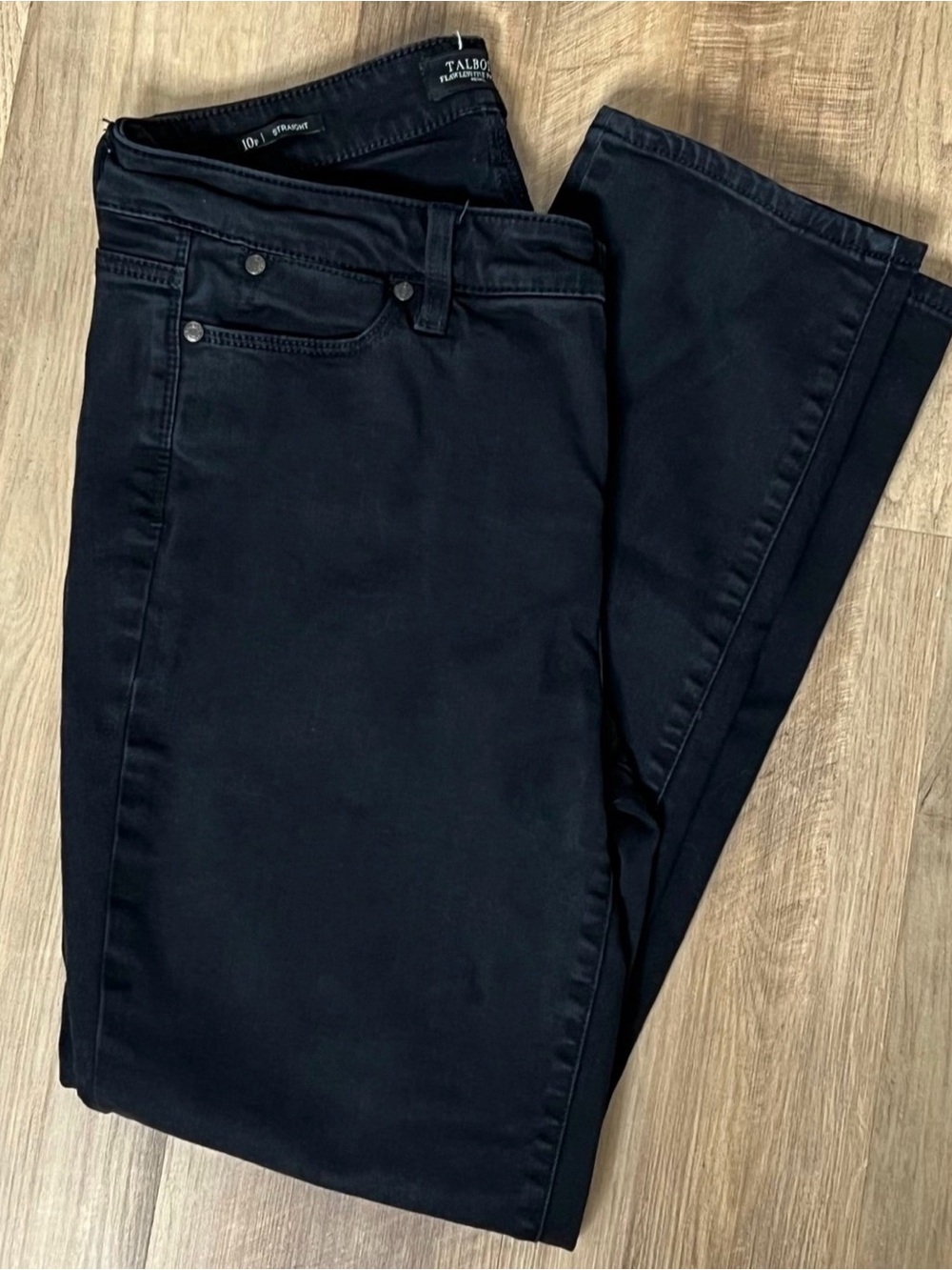 Talbots Flawless 5 pocket Petite Straight Leg Size: 10P
Color: Black